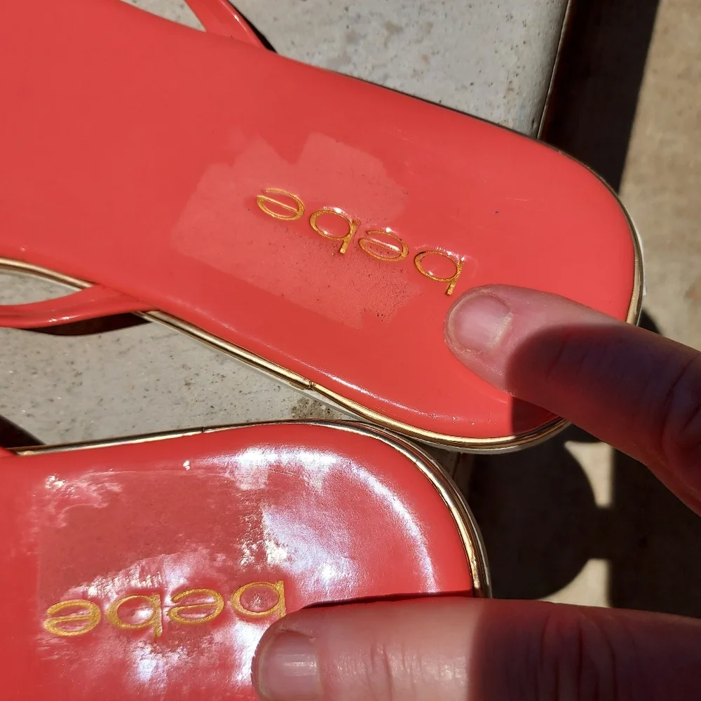 Bebe Coral Flat Thong Sandals Size 9 Beachy Summer Boho Casual Vacation Tropical
